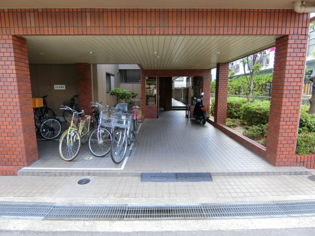 ヴィラオリエントのエントランス