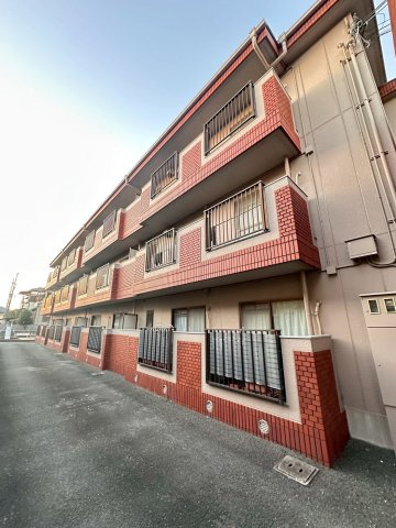 ヴィラオリエントの外観