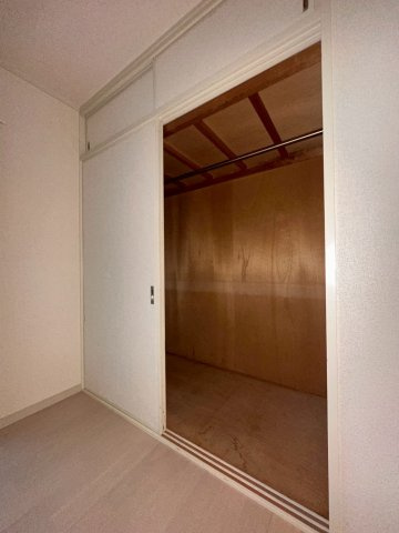 ヴィラオリエントの収納