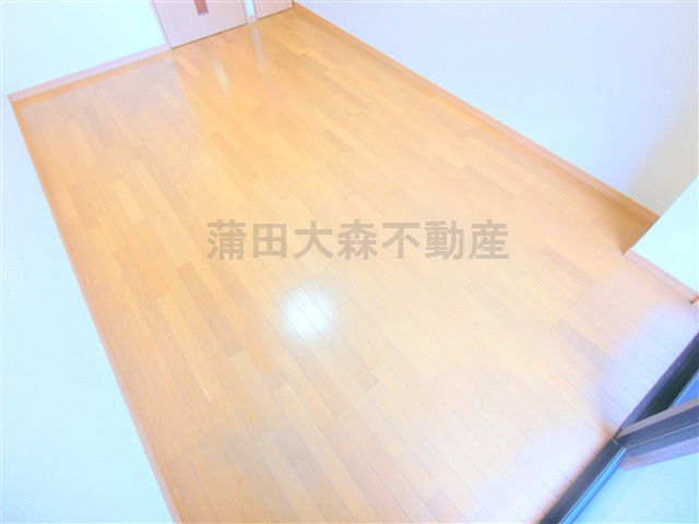 ルーブル多摩川参番館の居間・リビング