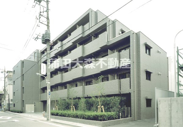 ルーブル多摩川参番館の外観|2004年7月築　RC鉄筋コンクリート造地上7階建て総戸数75戸の分譲賃貸マンション
東京都大田区下丸子2丁目　東急多摩川線武蔵新田駅、下丸子駅、東急池上線千鳥町駅も徒歩圏内！？
