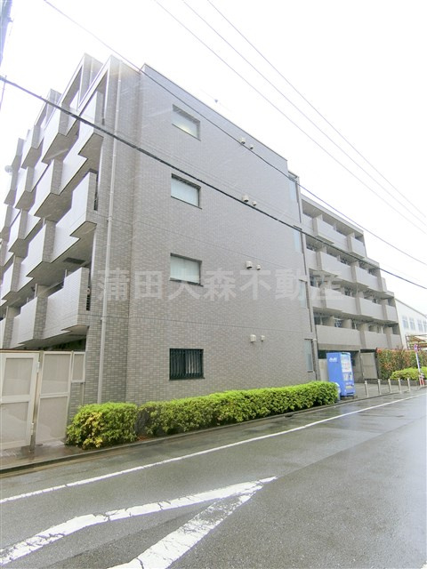 ルーブル多摩川参番館の外観