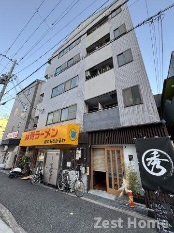 エメラルド立花北のエントランス
