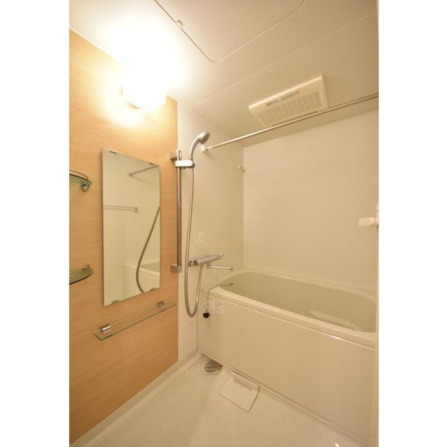 ラスパシオ三軒茶屋　敷金礼金0　南向き　宅配BOX　RENECATの浴室