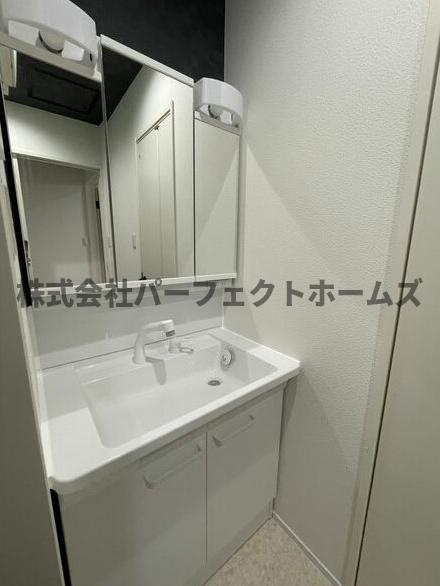 池田本町ガレージハウスの洗面所|洗面所です