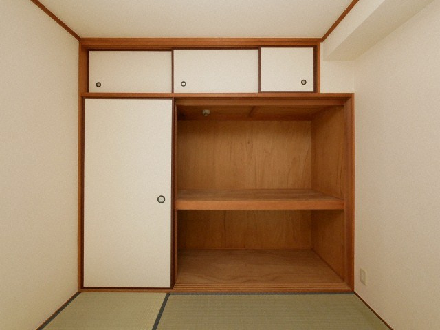 シャトー弁天弐番館の収納