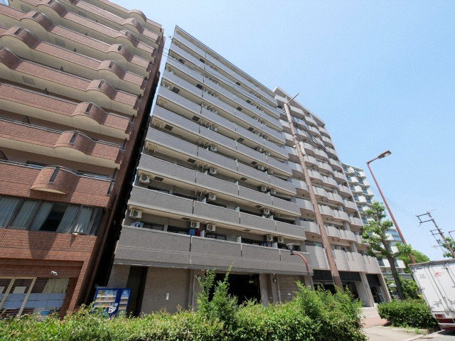 シャトー弁天弐番館の外観