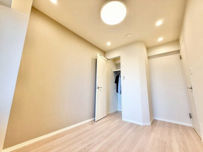 【洋室】 | エンゼルピュア大森 | 個人の部屋や寝室として使える洋室です