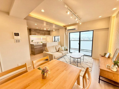 【居間・リビング】 | エンゼルピュア大森 | 使いやすい家具付き居間です