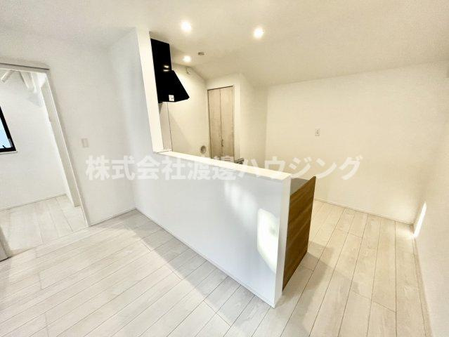 六軒町戸建てのキッチン