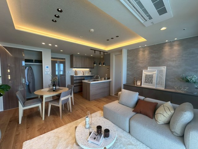 クロスエアタワー28階　リノベーション済住戸