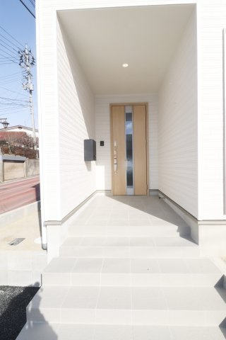 郡山市日和田町字日向　　　１号棟　　　日和田小学校、日和田中学区の玄関|※同社施工例
