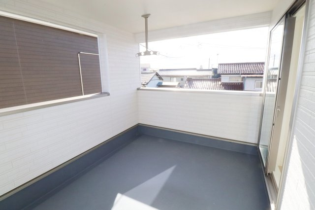 郡山市日和田町字日向　　　１号棟　　　日和田小学校、日和田中学区の洋室|※同社施工例
