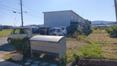 【外観】 | 大津市和邇南浜66-6　アパート | 外観を前面道路北側から