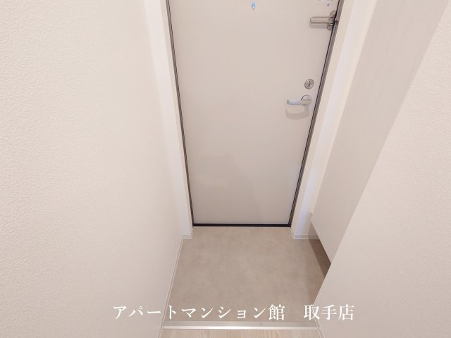 ジーメゾン我孫子柴崎台ヴェリテの玄関