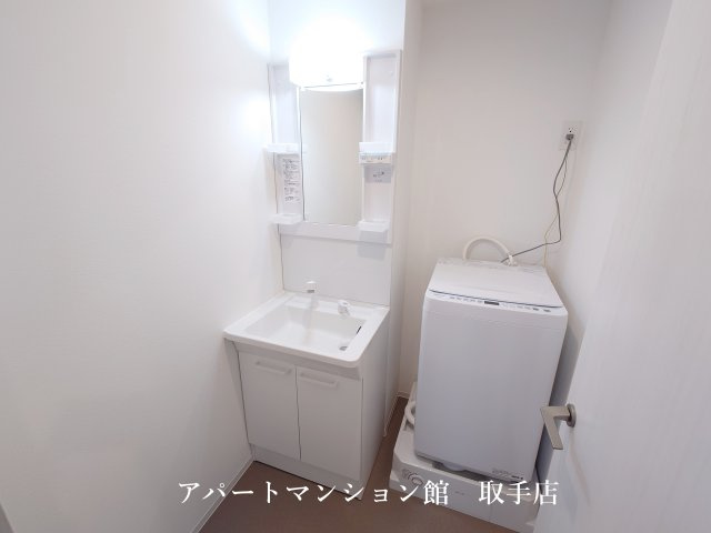ジーメゾン我孫子柴崎台ヴェリテの独立洗面台