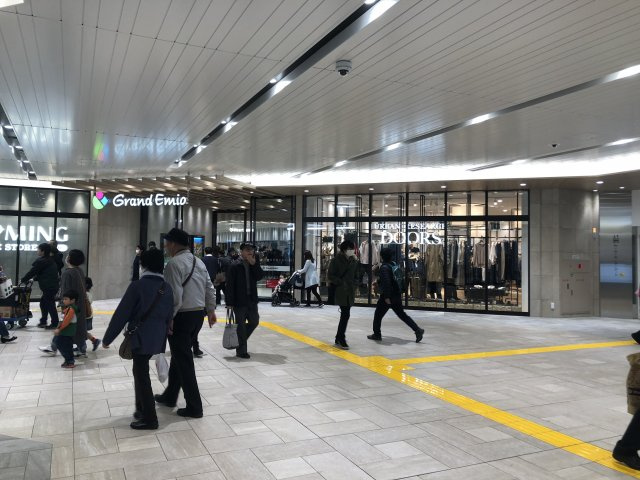 COLORS所沢の周辺