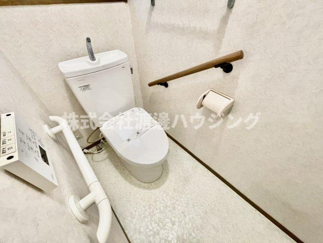 上甲東園4丁目戸建てのトイレ