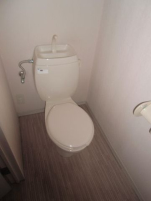 【トイレ】 | ロアジール中村２ | 写真は別のお部屋です。