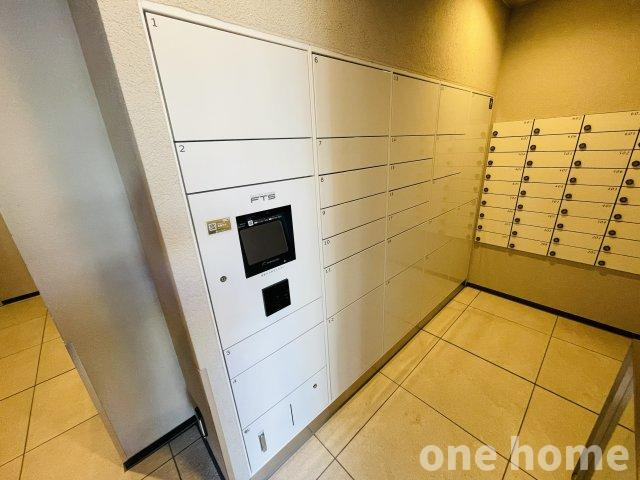 シエリア梅田豊崎の設備|◆留守でも荷物の受け取りができる宅配ボックス完備！再配達を依頼する負担から解放されます！