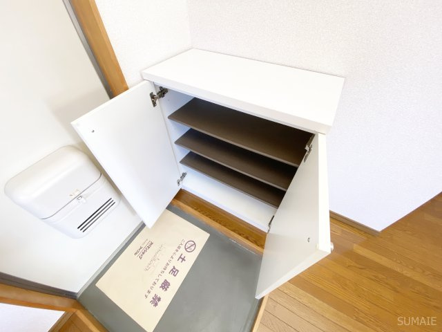 サンシャイン角田Ⅱの玄関|シューズボックスあります！