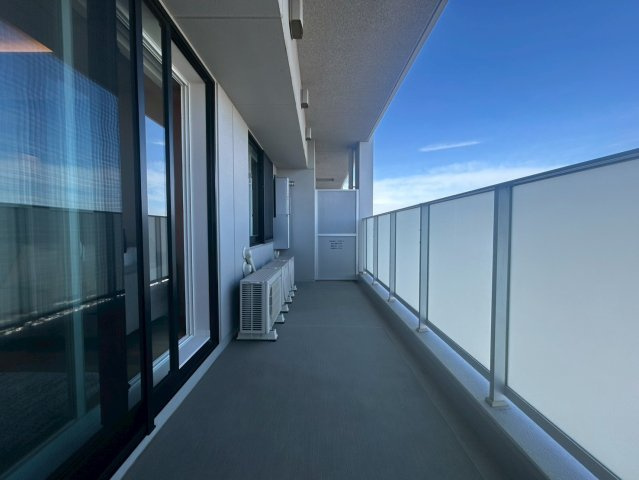 中目黒駅　クロスエアタワー36階　2LDKのバルコニー