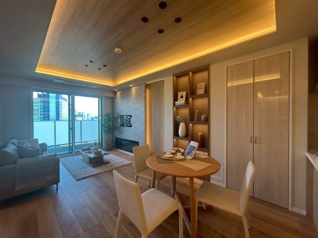 中目黒駅　クロスエアタワー36階　2LDKの居間・リビング