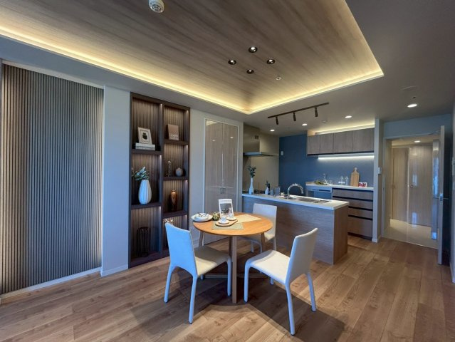 中目黒駅　クロスエアタワー36階　2LDKの居間・リビング