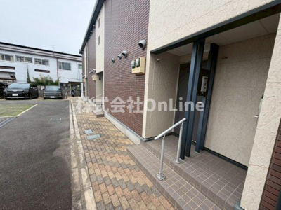 【エントランス】 | レオネクスト上之島