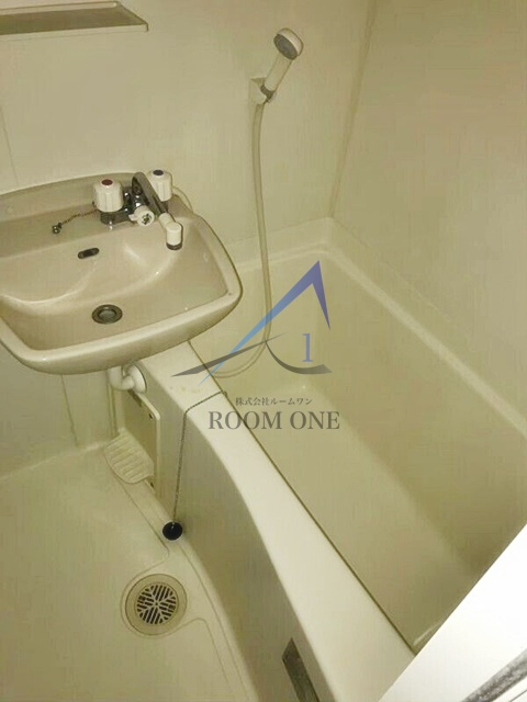 ＡＲＴＥＳＳＩＭＯＡＱＵＡＬＩＮＫＶＩＳＴＡの浴室|お風呂です。