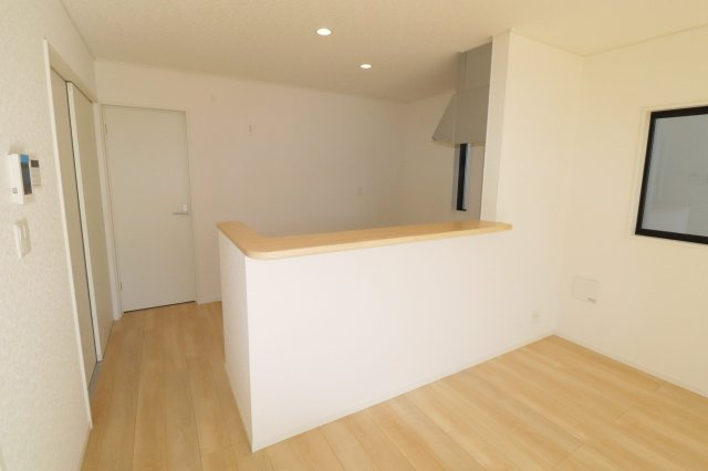 郡山市日和田町字日向　　　2号棟　　　日和田小学校、日和田中学区のキッチン|※同社施工例
