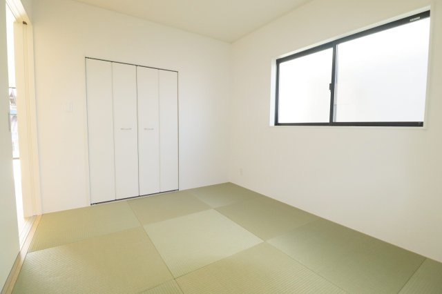 郡山市日和田町字日向　　　2号棟　　　日和田小学校、日和田中学区の和室|※同社施工例
