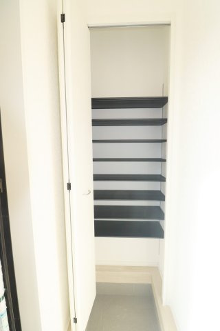 郡山市日和田町字日向　　　2号棟　　　日和田小学校、日和田中学区の収納