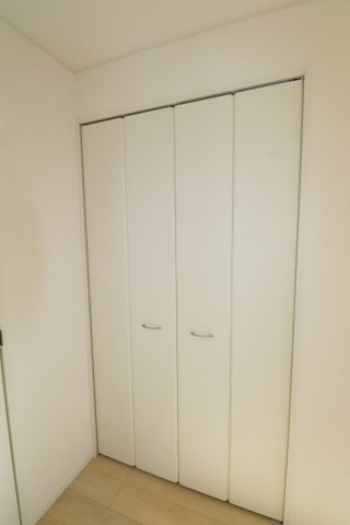 郡山市日和田町字日向　　　2号棟　　　日和田小学校、日和田中学区の収納|※同社施工例
