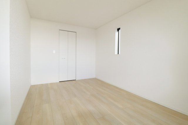 郡山市日和田町字日向　　　2号棟　　　日和田小学校、日和田中学区の収納|※同社施工例
