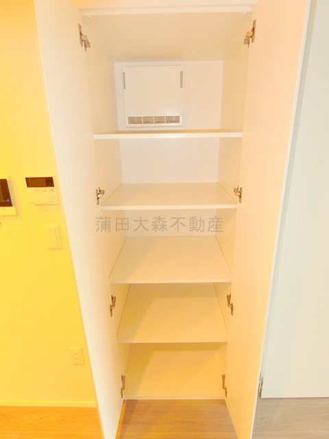 プレディアコート大森山王プレディアコートオオモリサンノウの収納|LDK　収納スペース