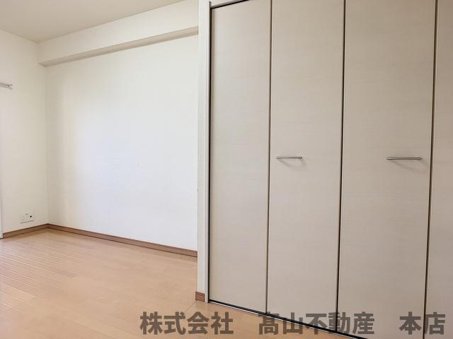 ロイヤルタワー文教の杜の収納