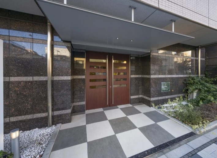 プレスタイル両国弐番館のエントランス