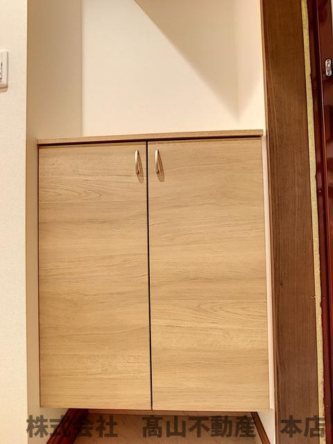 S・K教育大前の収納