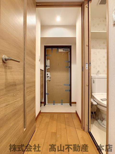 S・K教育大前の玄関