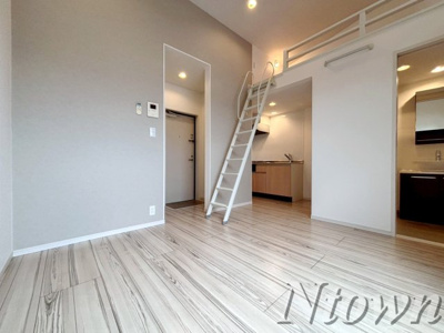 【居間・リビング】 | blackberry | こちらのリビングで趣味の時間をお楽しみください