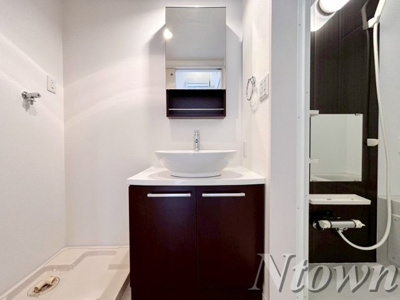 【独立洗面台】 | blackberry | 独立洗面台、小物を置くことができて便利です