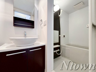 【洗面所】 | blackberry | ゆったりとスペースのある洗面所