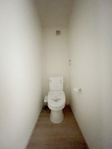 新築戸建・新築建売　福島市飯坂町平野西海枝屋敷　平野小・平野中の洋室|5帖の洋室！アクセントクロスなどのオプション工事もお気軽にご相談ください！