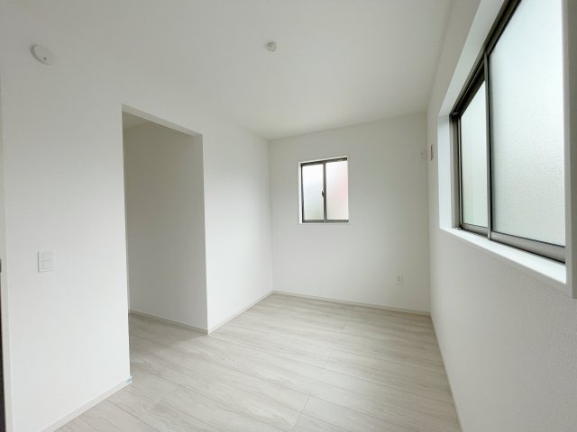 新築戸建・新築建売　福島市飯坂町平野西海枝屋敷　平野小・平野中の庭|ガーデニングも楽しめる庭付きの平屋になります！四季折々の花を育てる楽しみが増えそうですね！