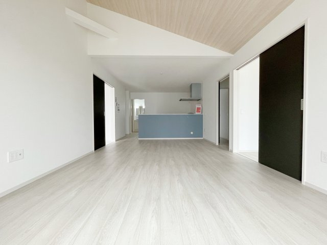 新築戸建・新築建売　福島市飯坂町平野西海枝屋敷　平野小・平野中のトイレ|温水洗浄便座付きトイレ！リビングの近くにあるので来客があっても安心です！