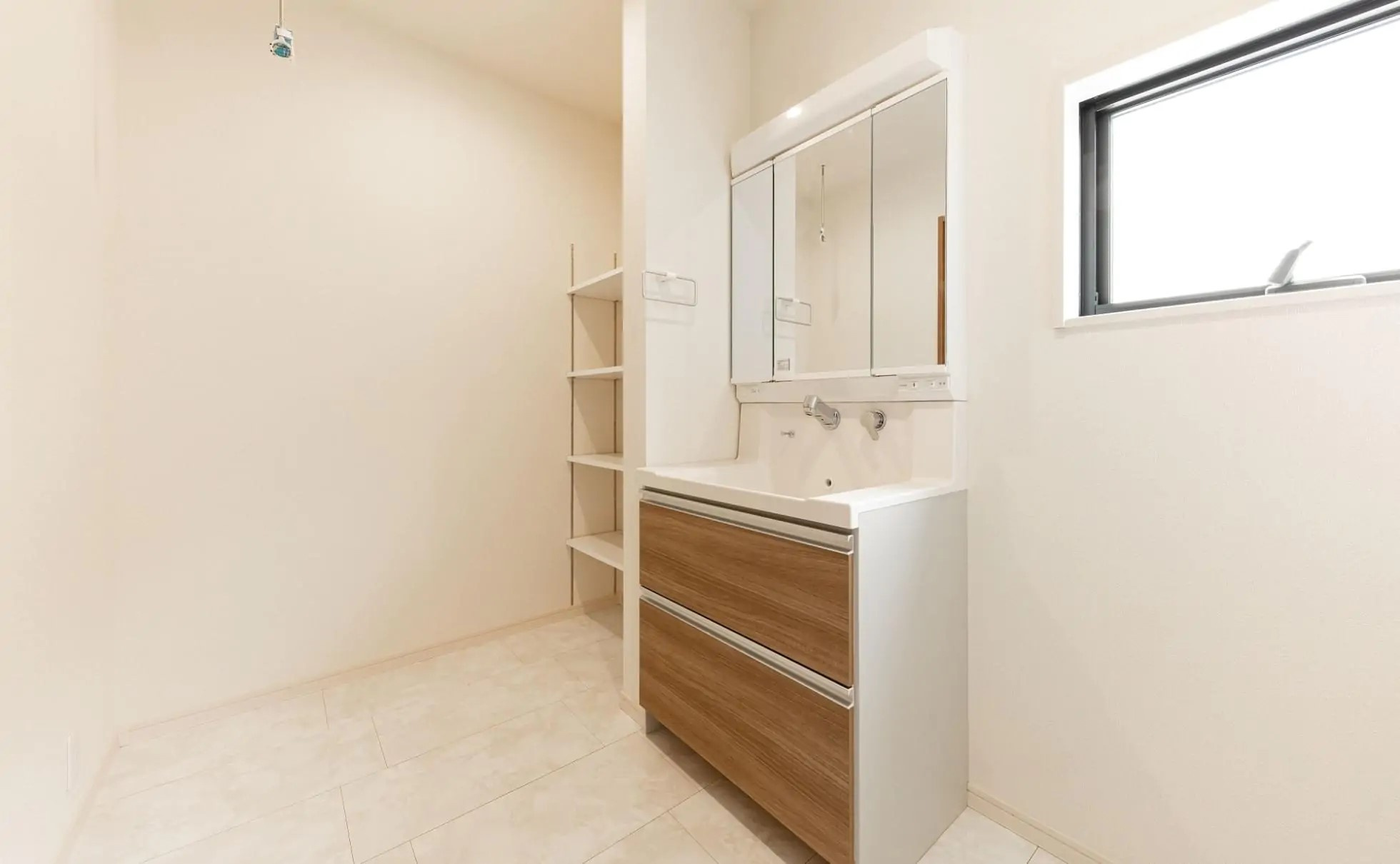 見沼区大谷　４ＬＤＫ　新築分譲住宅の洗面所|施工例。イメージ写真です