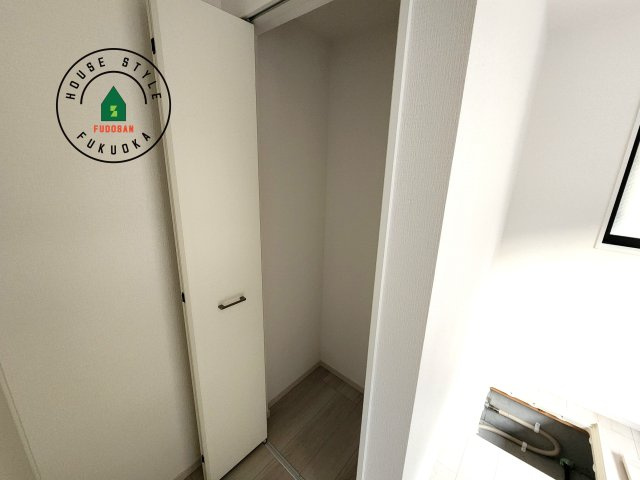 福岡市中央区港3丁目第1-1棟（1号棟）の内観：施工例|収納には困りません。