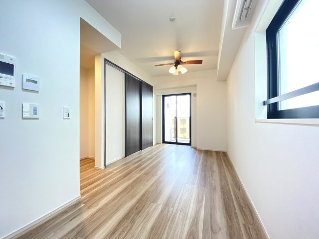 【居間・リビング】 | セルアージュ藤沢エクシール | 約12.8帖のLDK（写真は空室イメージ）