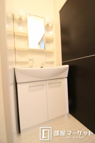 【独立洗面台】 | メゾンあざぶ Ｂ棟 | 同型タイプ